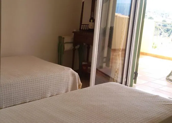 Grande Artemis * Pórto Héli