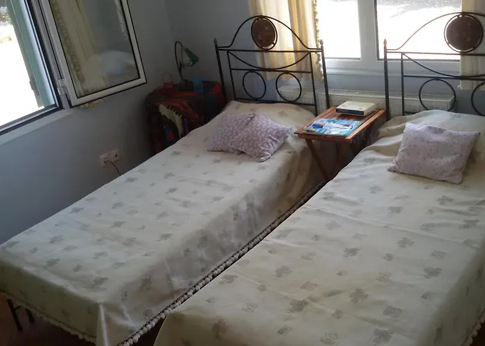 Grande Artemis Nyaraló