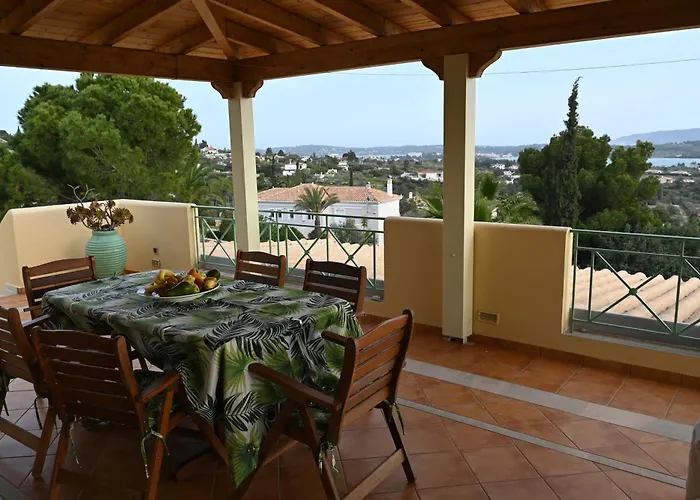 Дом отдыха Grande Artemis Порто Хели